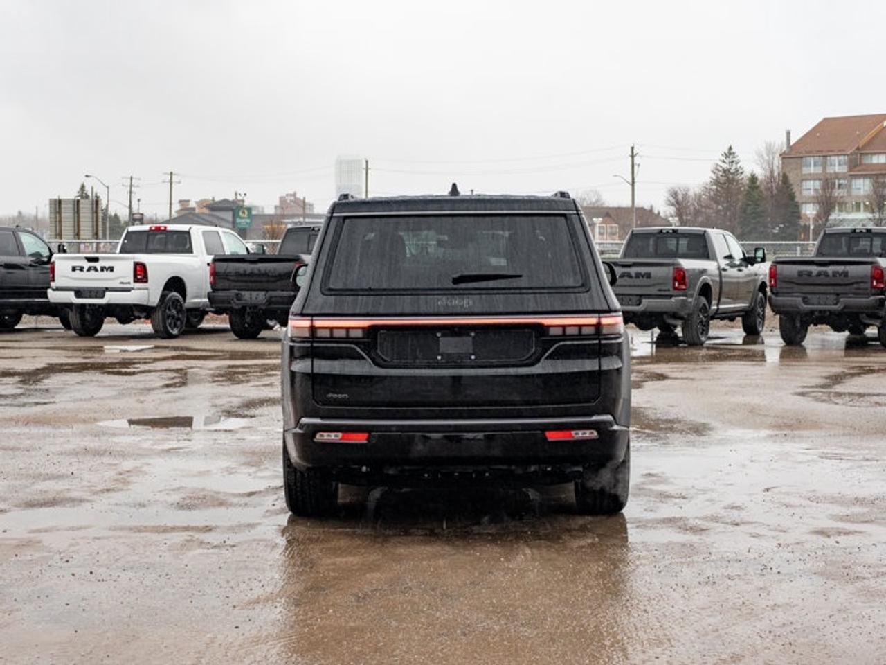 2026 Jeep Grand Wagoneer Limited Altitude Photo