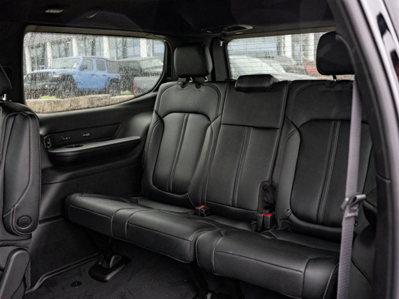 2026 Jeep Grand Wagoneer Limited Altitude Photo