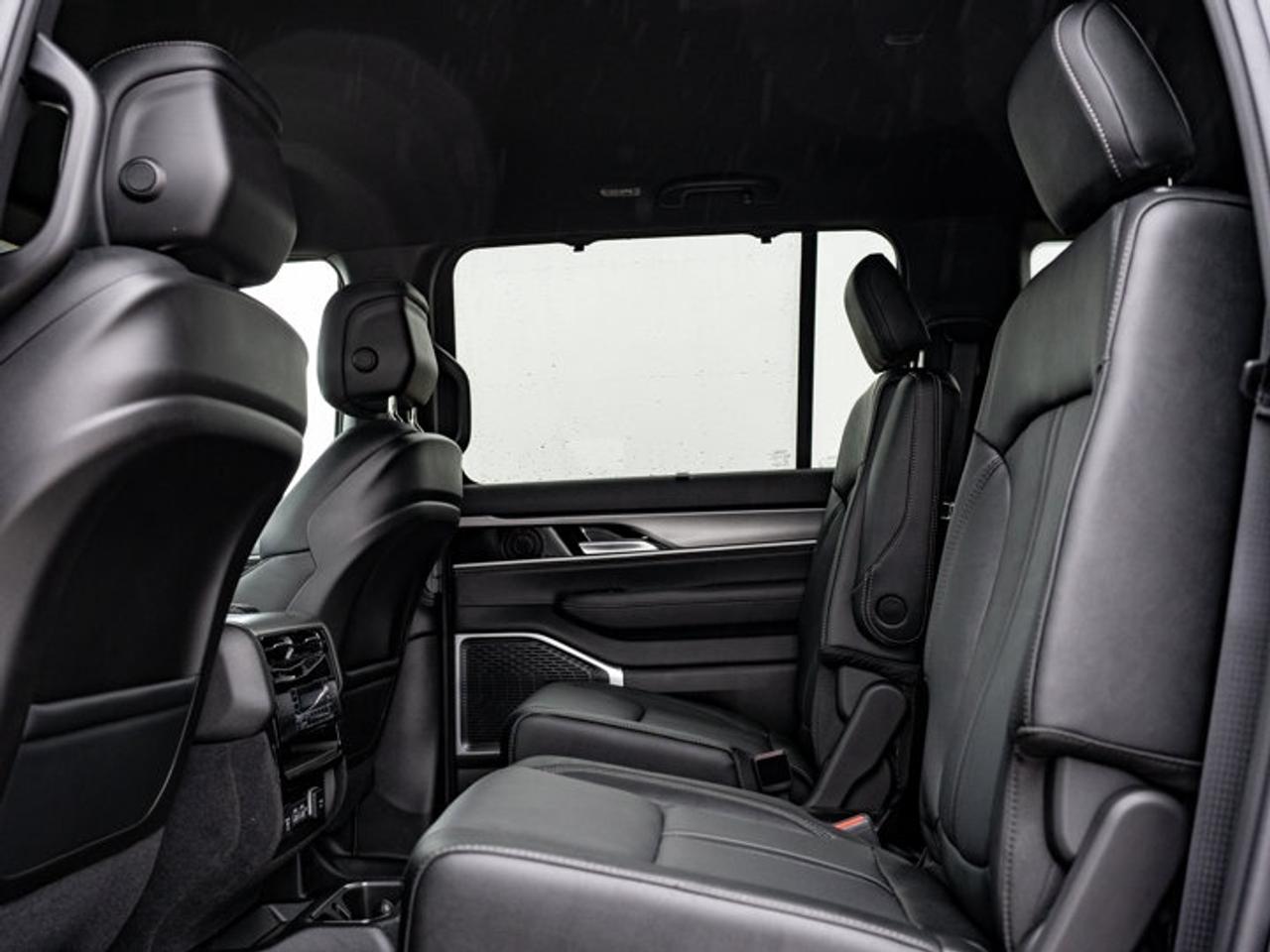 2026 Jeep Grand Wagoneer Limited Altitude Photo