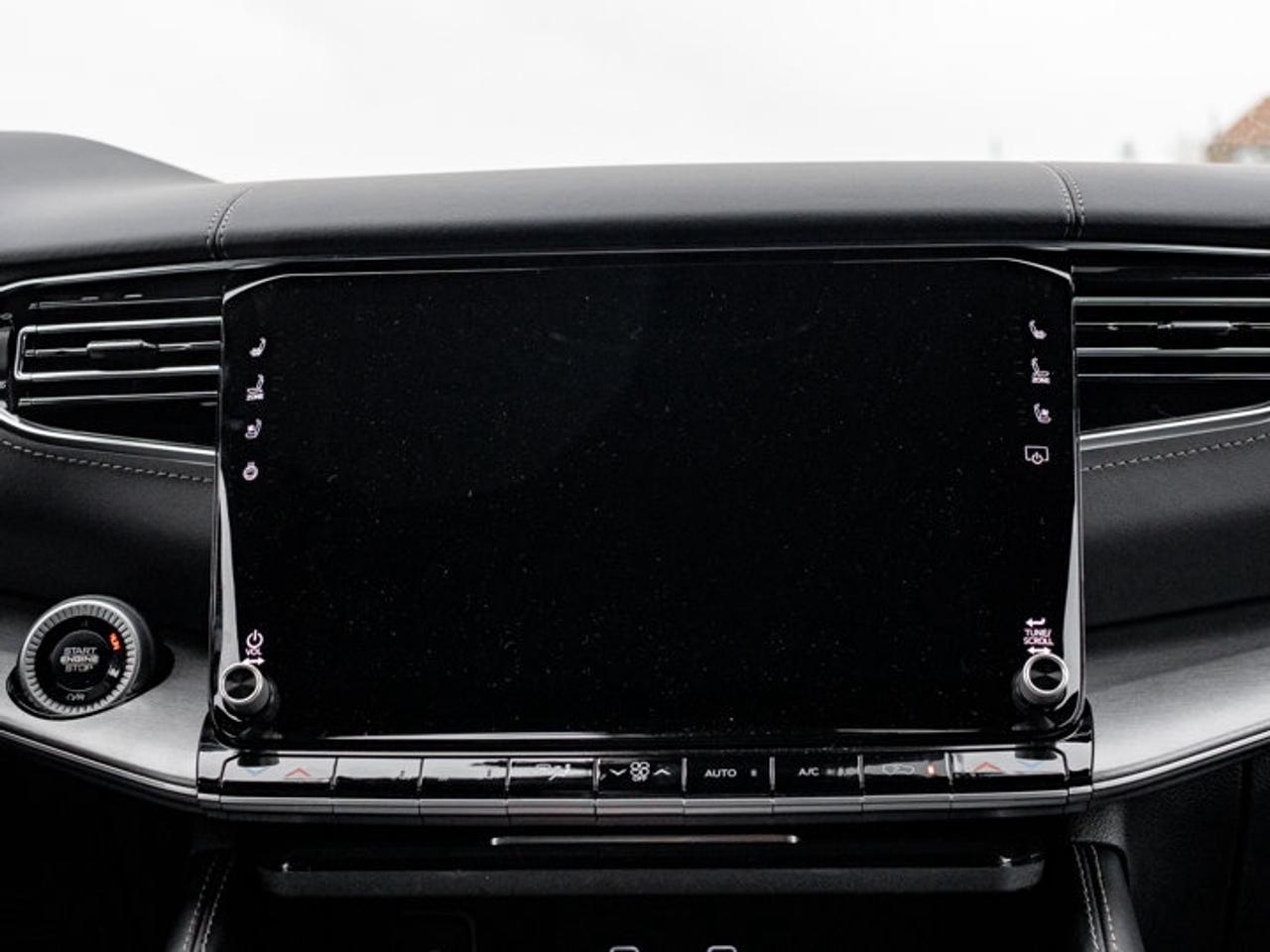 2026 Jeep Grand Wagoneer Limited Altitude Photo