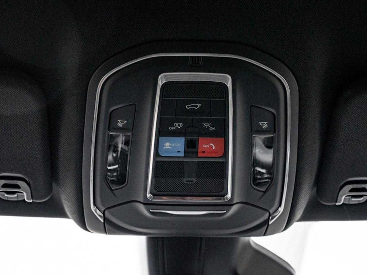 2026 Jeep Grand Wagoneer Limited Altitude Photo