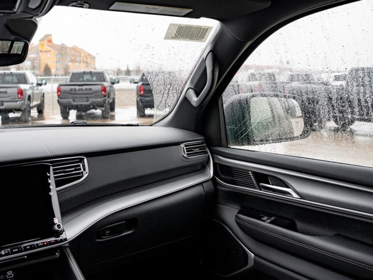 2026 Jeep Grand Wagoneer Limited Altitude Photo