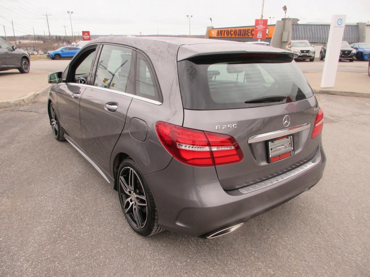 2016 Mercedes-Benz B-Class Sports Tourer Photo2