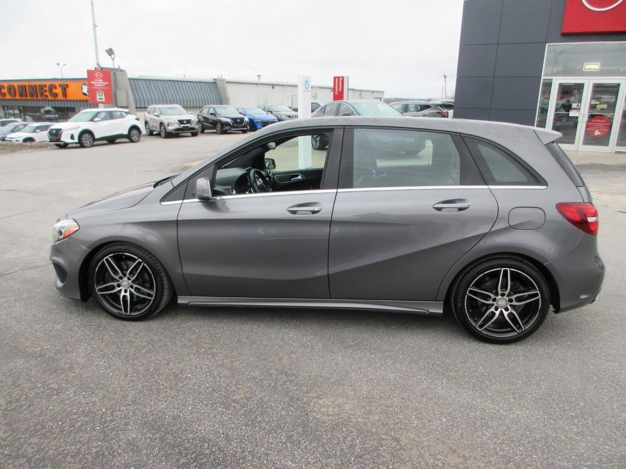 2016 Mercedes-Benz B-Class Sports Tourer Photo