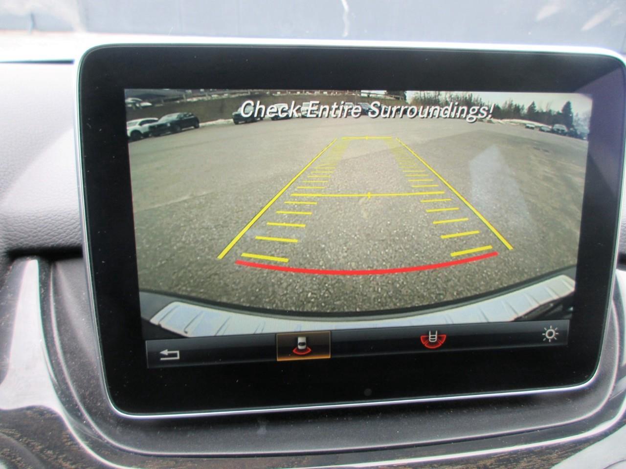 2016 Mercedes-Benz B-Class Sports Tourer Photo