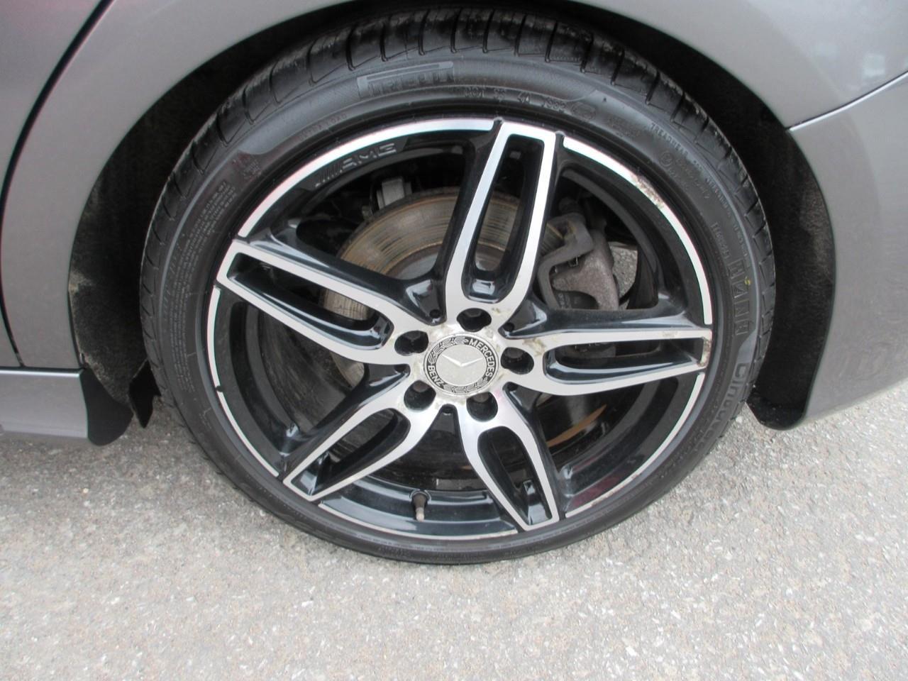 2016 Mercedes-Benz B-Class Sports Tourer Photo