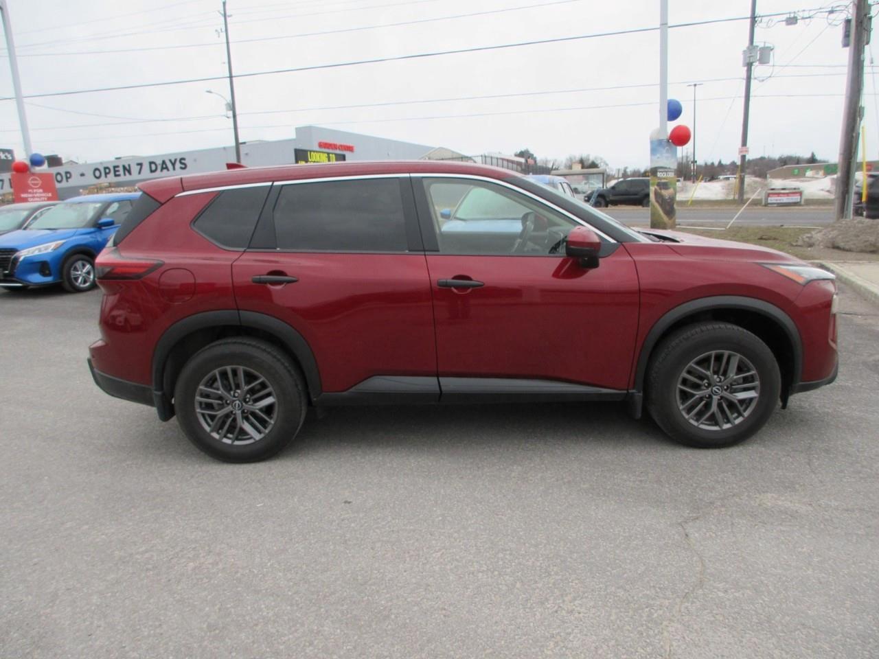 2024 Nissan Rogue S Photo