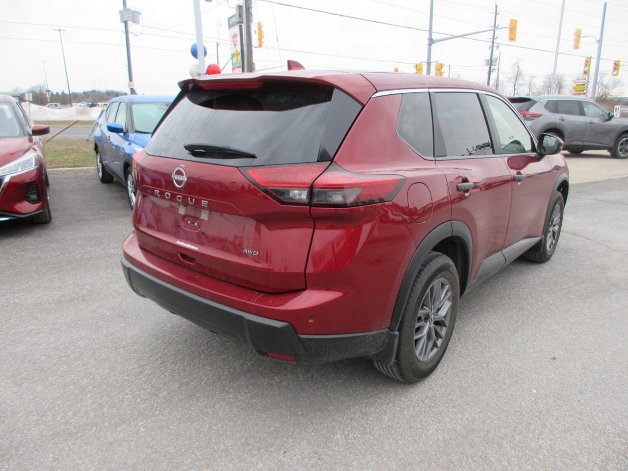 2024 Nissan Rogue S Photo