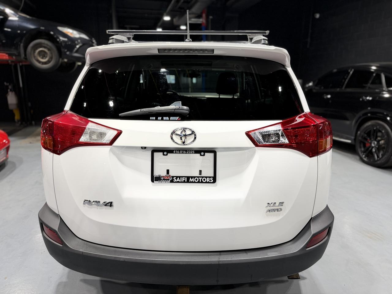 2013 Toyota RAV4 AWD 4dr XLE Photo