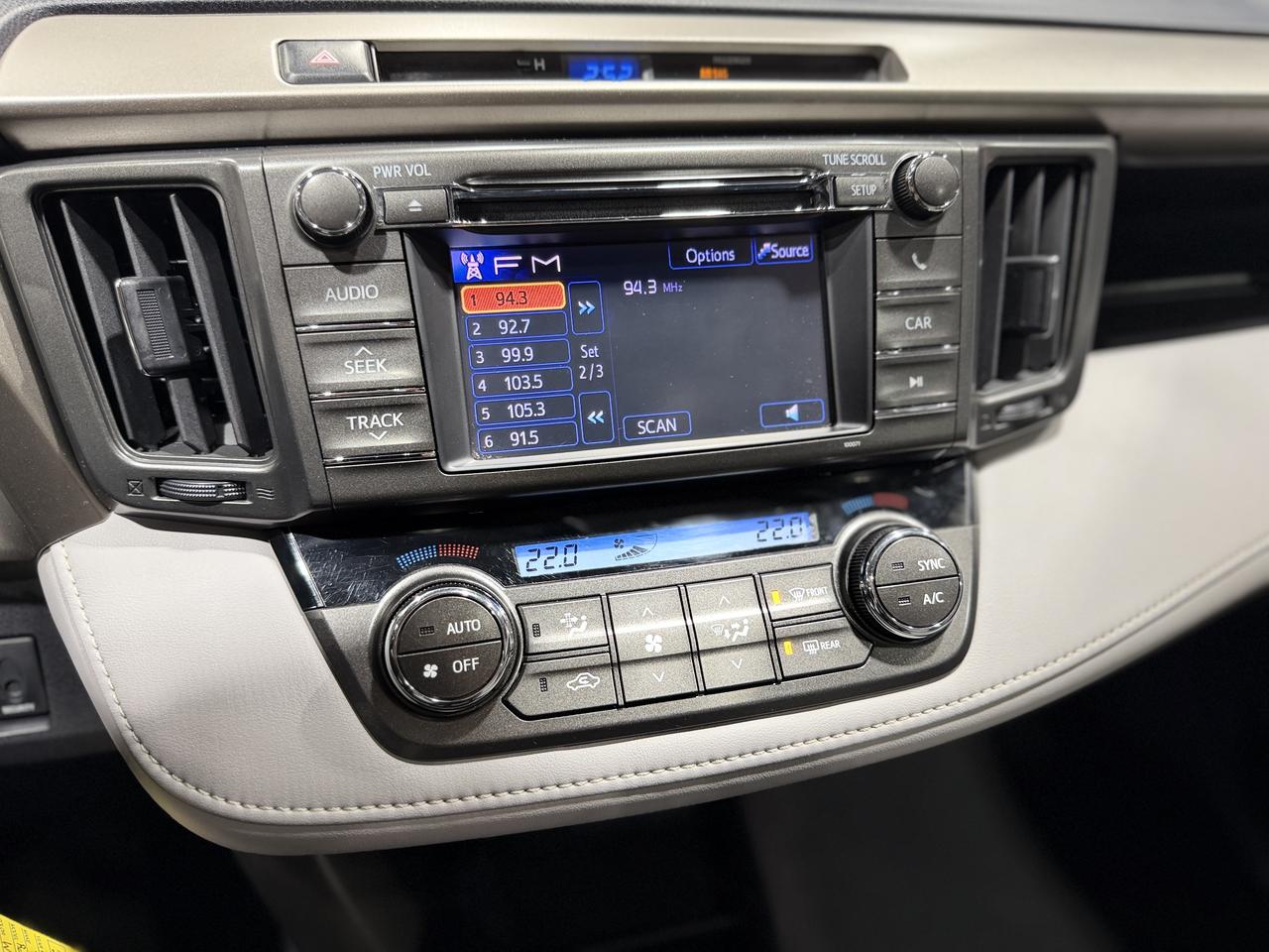 2013 Toyota RAV4 AWD 4dr XLE Photo