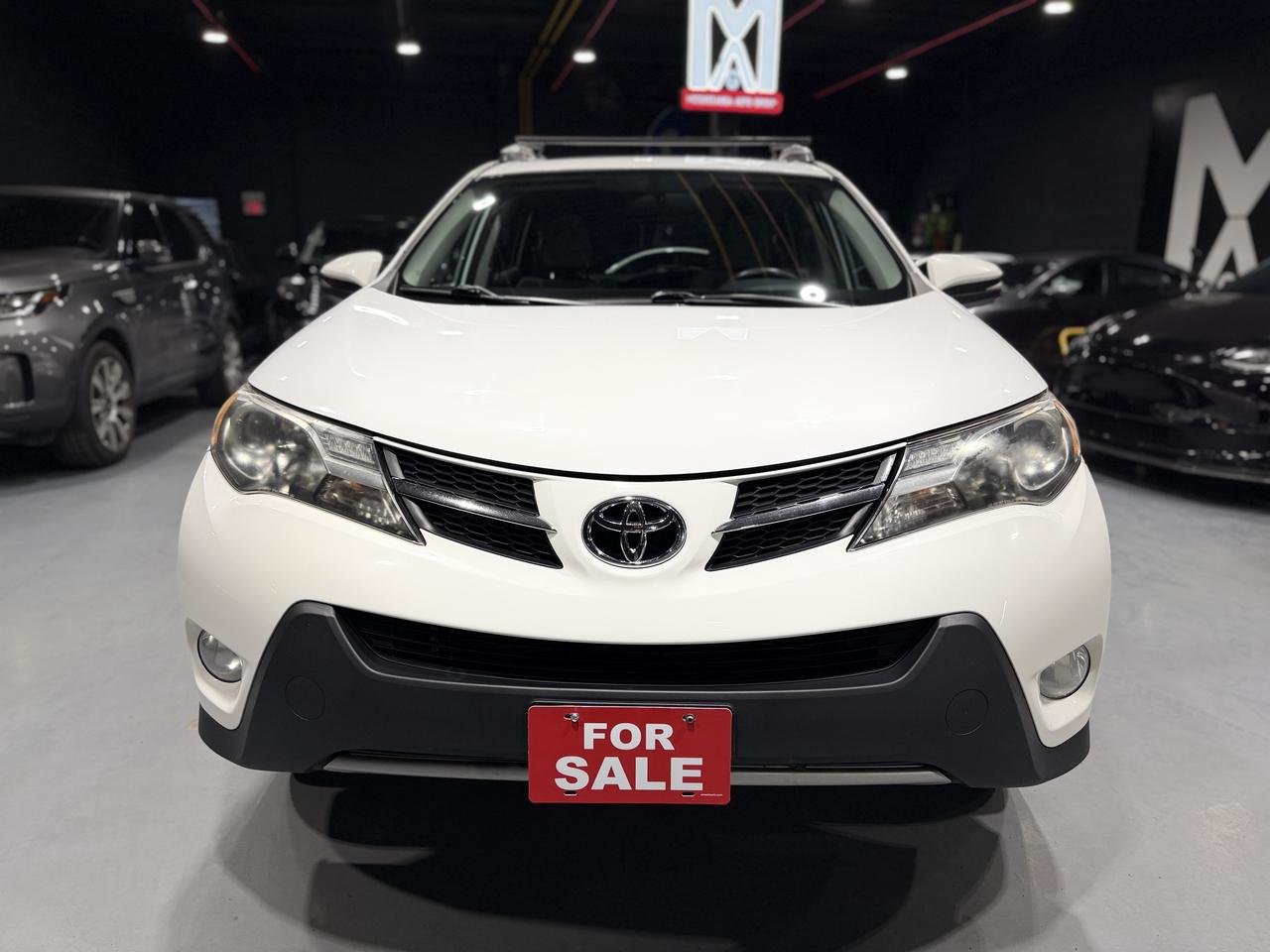 2013 Toyota RAV4 AWD 4dr XLE Photo
