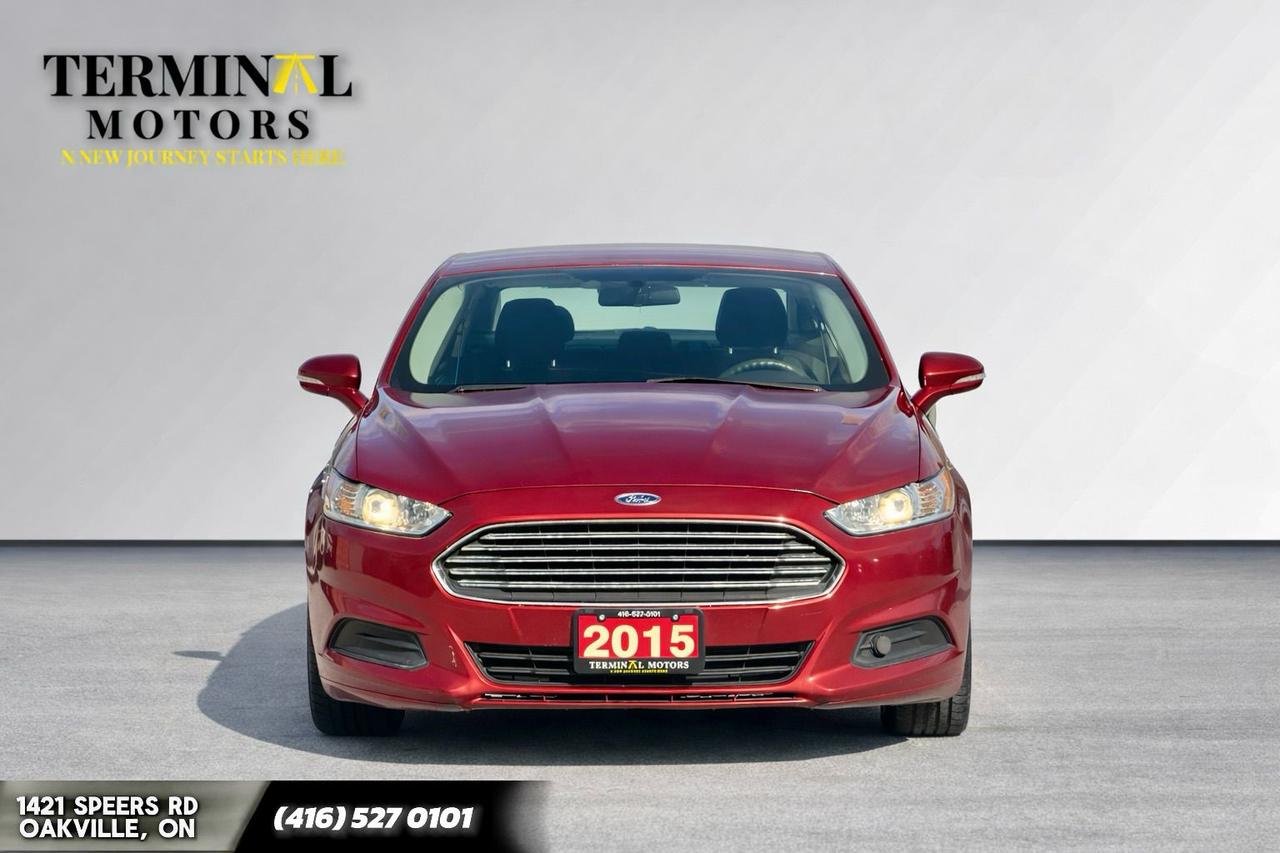 2015 Ford Fusion SE Photo