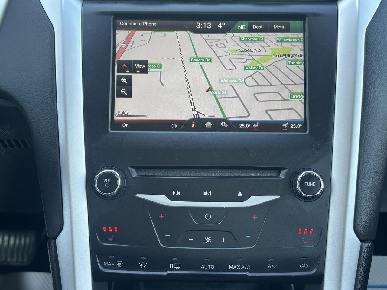 2015 Ford Fusion SE Photo