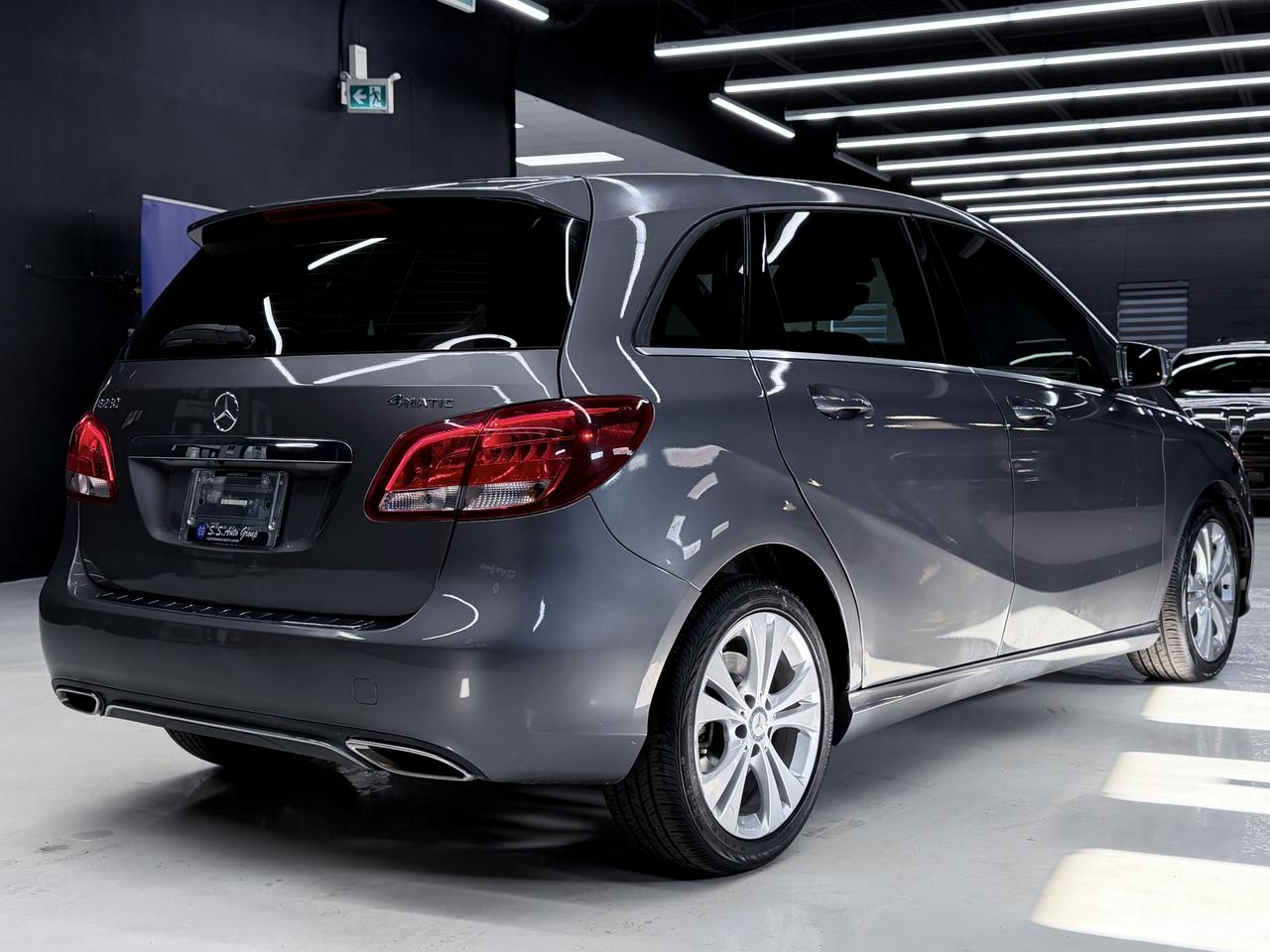 2018 Mercedes-Benz B250 4MATIC|NAV|BACKUP|PANO|FCW|BSM| Photo