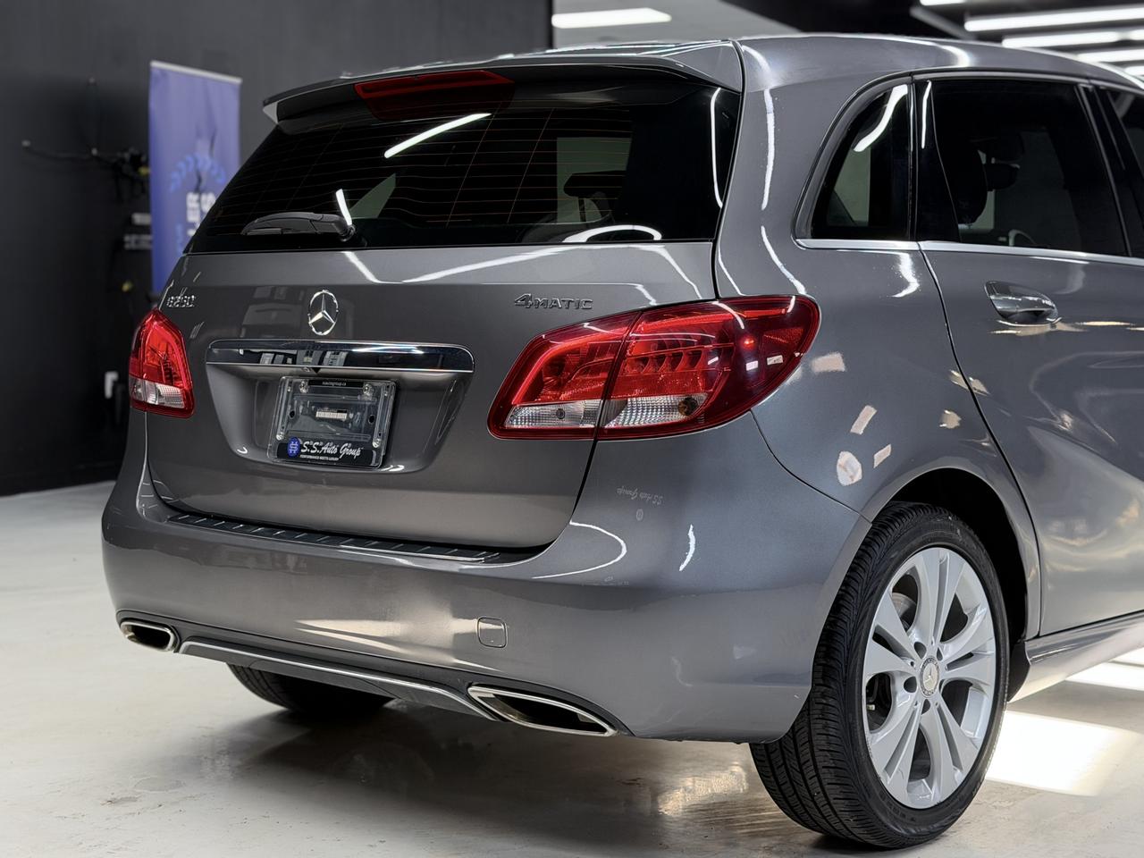 2018 Mercedes-Benz B250 4MATIC|NAV|BACKUP|PANO|FCW|BSM| Photo