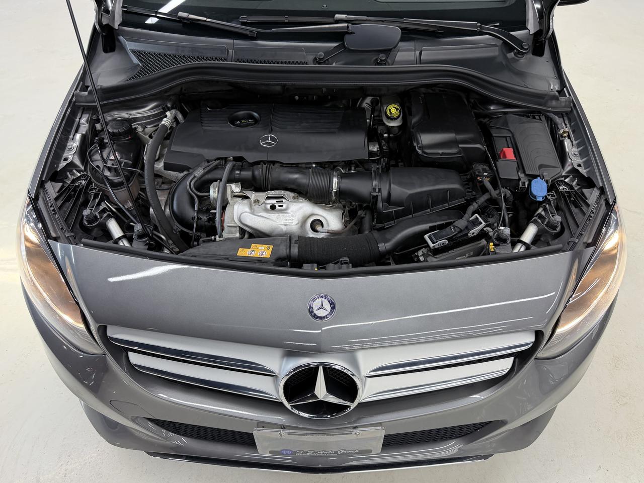 2018 Mercedes-Benz B250 4MATIC|NAV|BACKUP|PANO|FCW|BSM| Photo