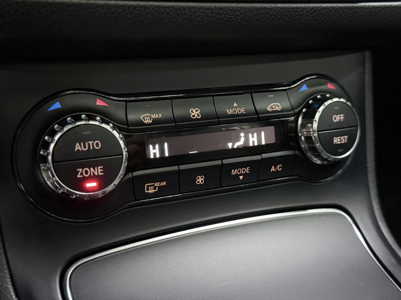 2018 Mercedes-Benz B250 4MATIC|NAV|BACKUP|PANO|FCW|BSM| Photo