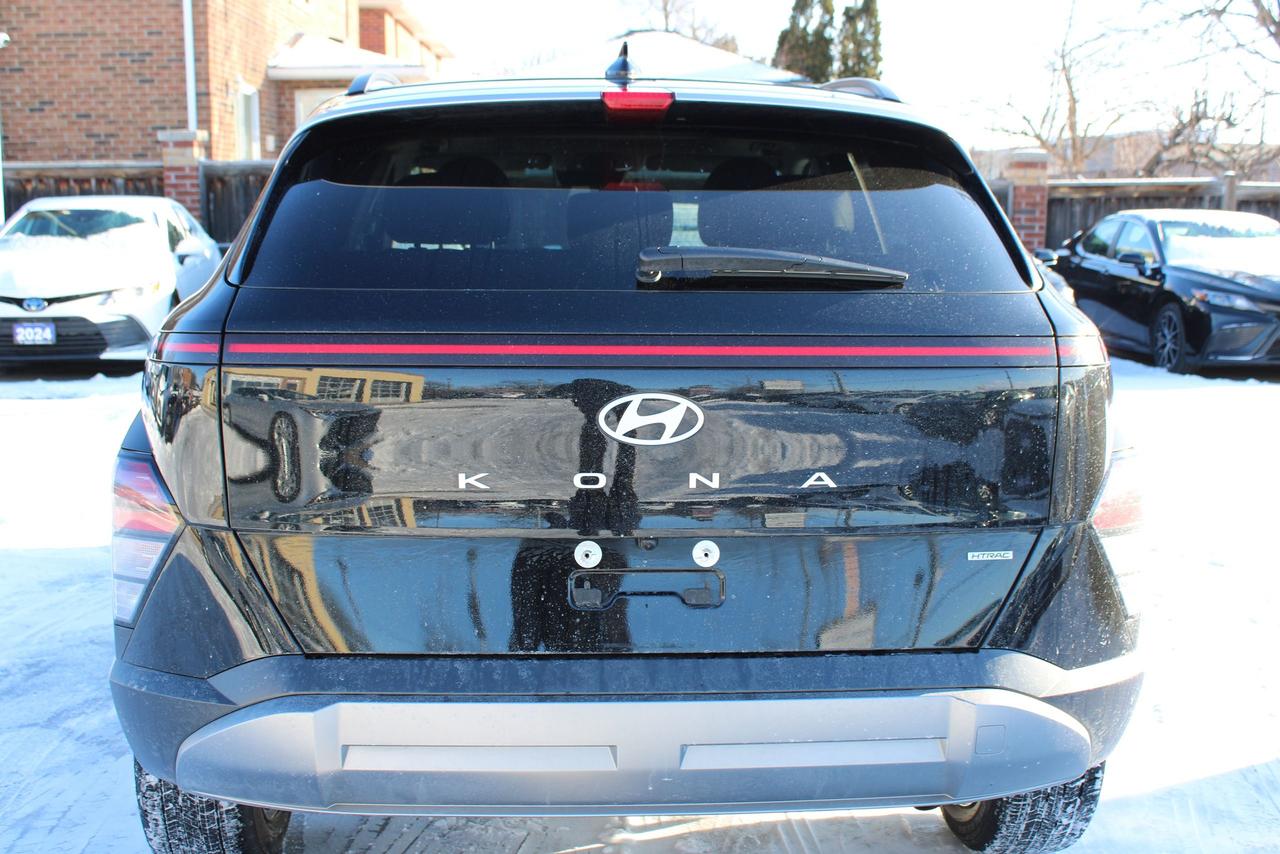 2025 Hyundai KONA 2.0L Preferred AWD w/Trend Package Photo4