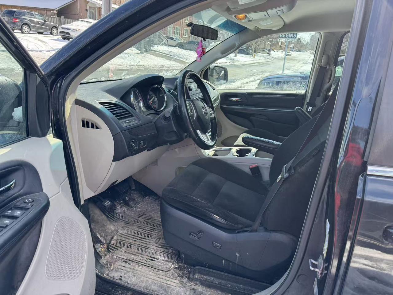 2016 Dodge Grand Caravan 4dr Wgn Crew Photo