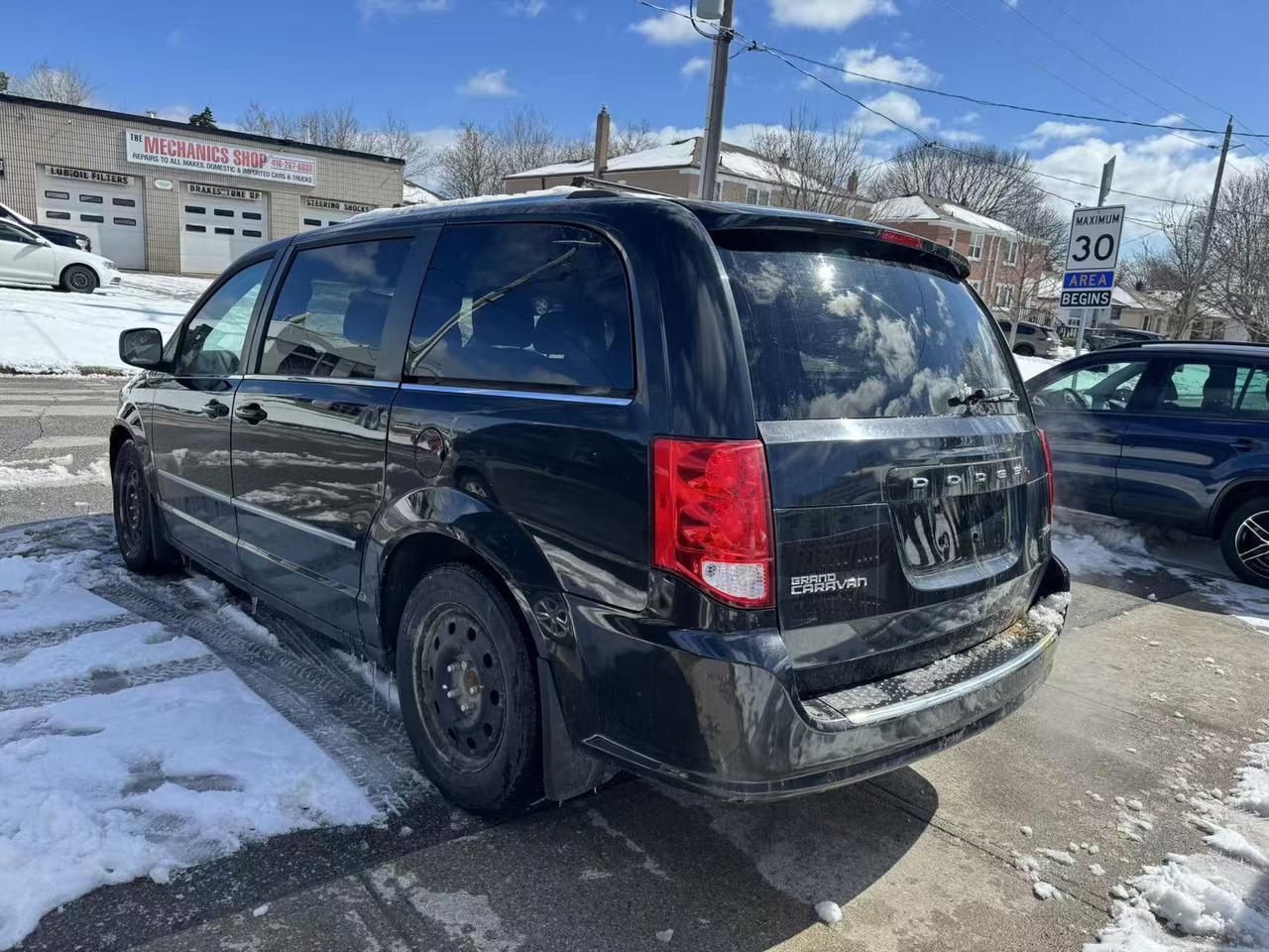 2016 Dodge Grand Caravan 4dr Wgn Crew Photo