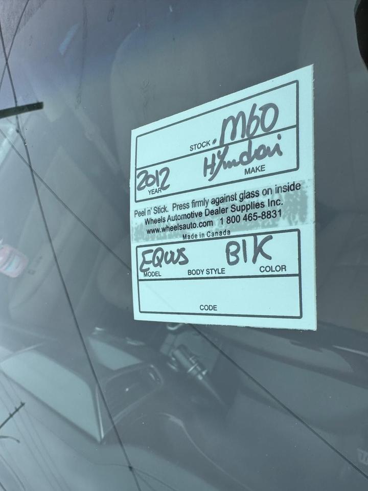 2012 Hyundai Equus SIGNATURE, 2 SETS OF TIRES, WELL MAINTAINED, CERT Photo