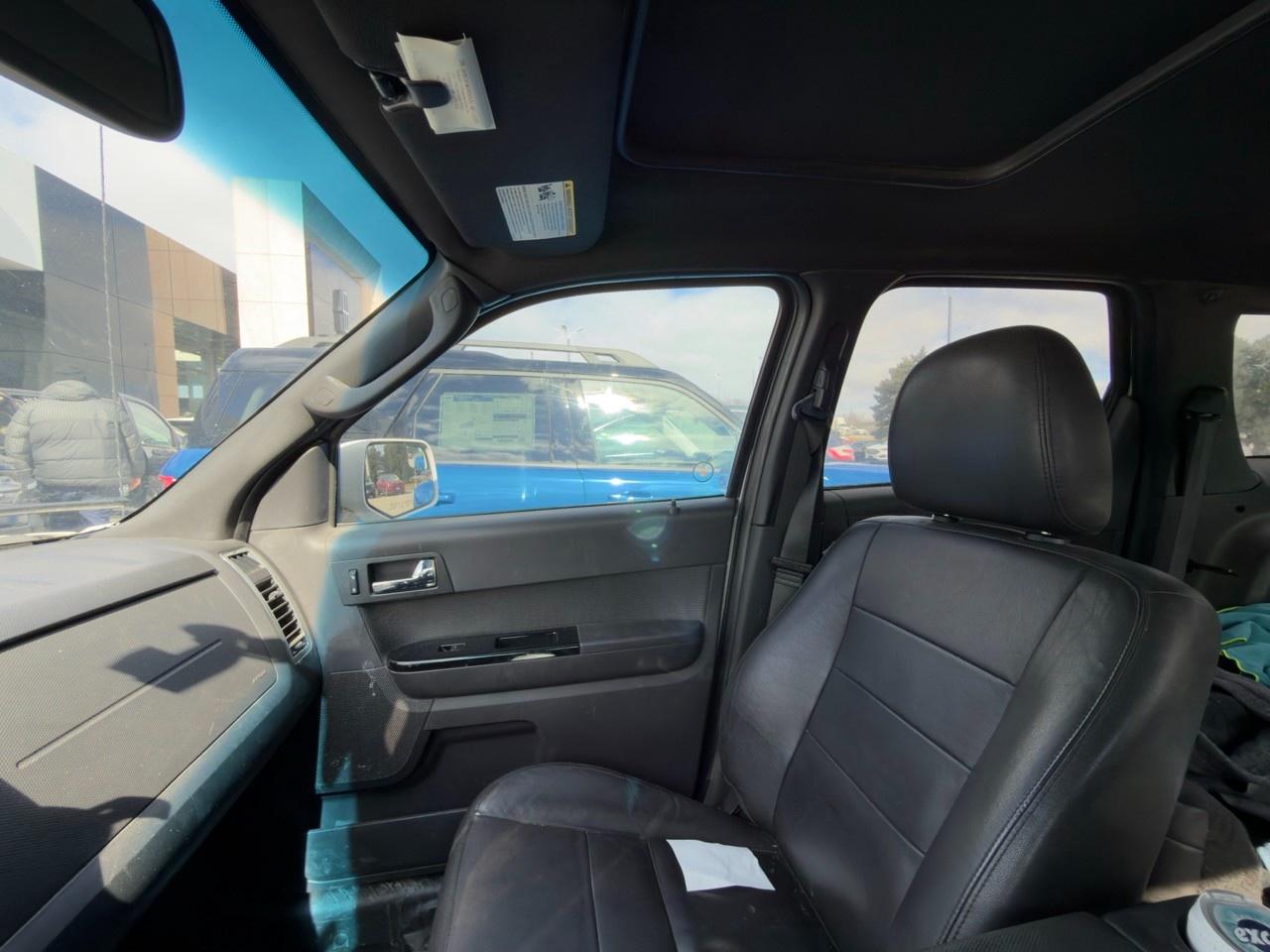 2011 Ford Escape Limited INCOMING|WHITE SUEDE|BLACK LEATHER|3.0L V6|VOICE ACTIVATED TOUCH-SCREEN NAVIGATION Photo