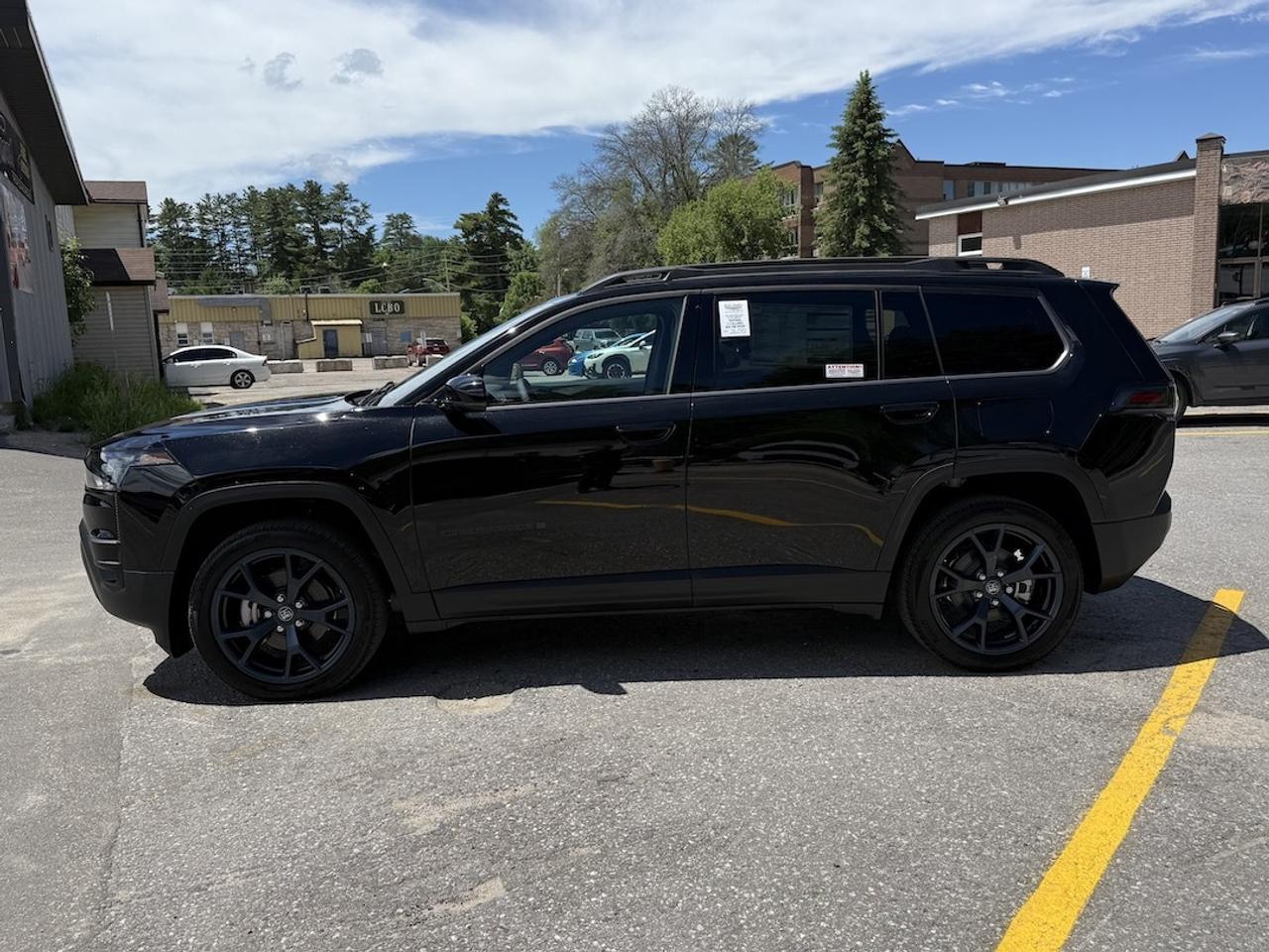 2026 Jeep Cherokee 85th Anniversary 4x4 Photo