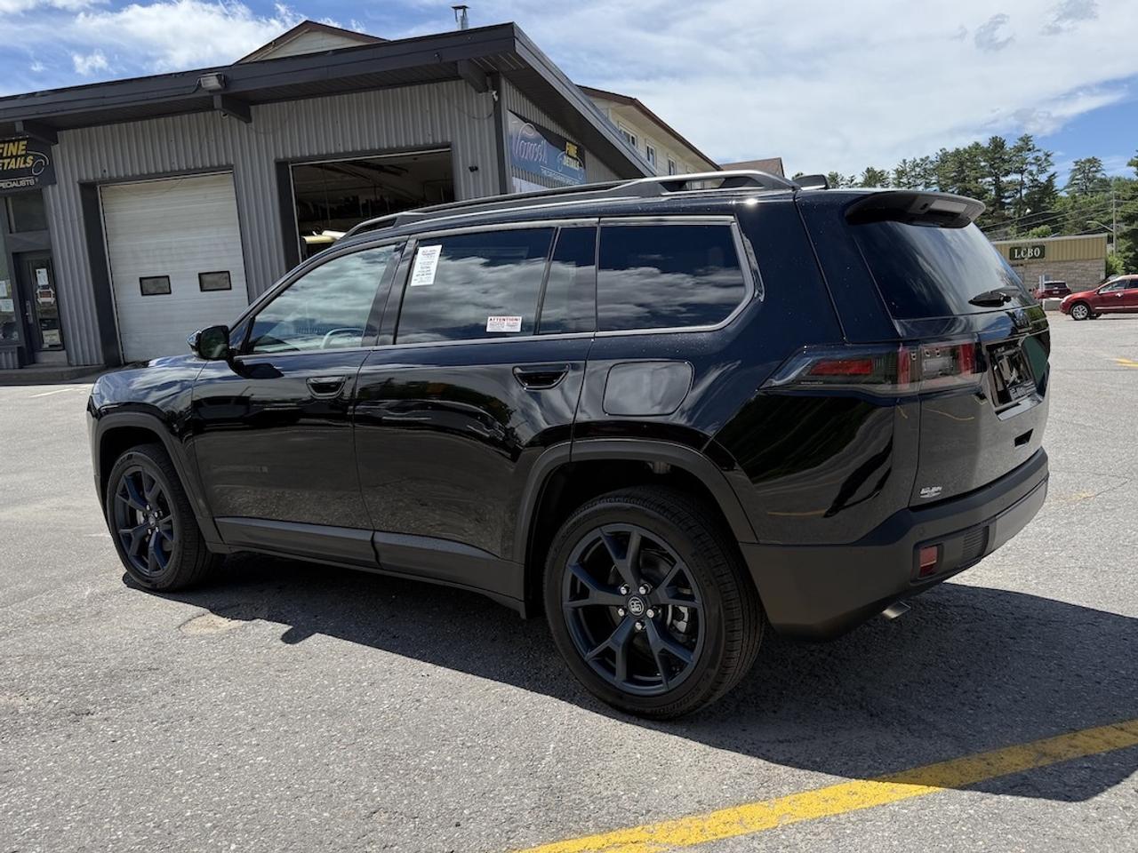 2026 Jeep Cherokee 85th Anniversary 4x4 Photo4