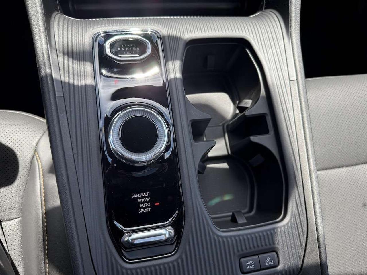 2026 Jeep Cherokee 85th Anniversary 4x4 Photo