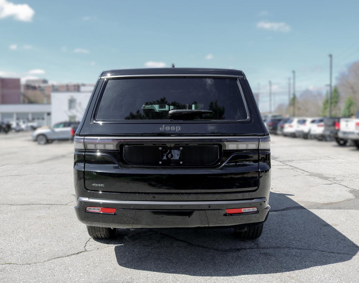 2026 Jeep Grand Wagoneer L Limited Reserve 4x4 Photo