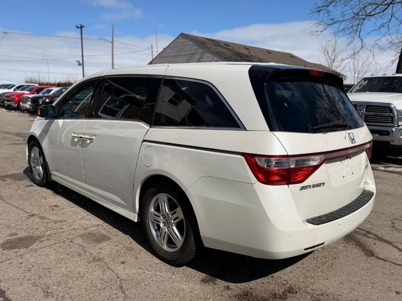 2012 Honda Odyssey Touring Photo