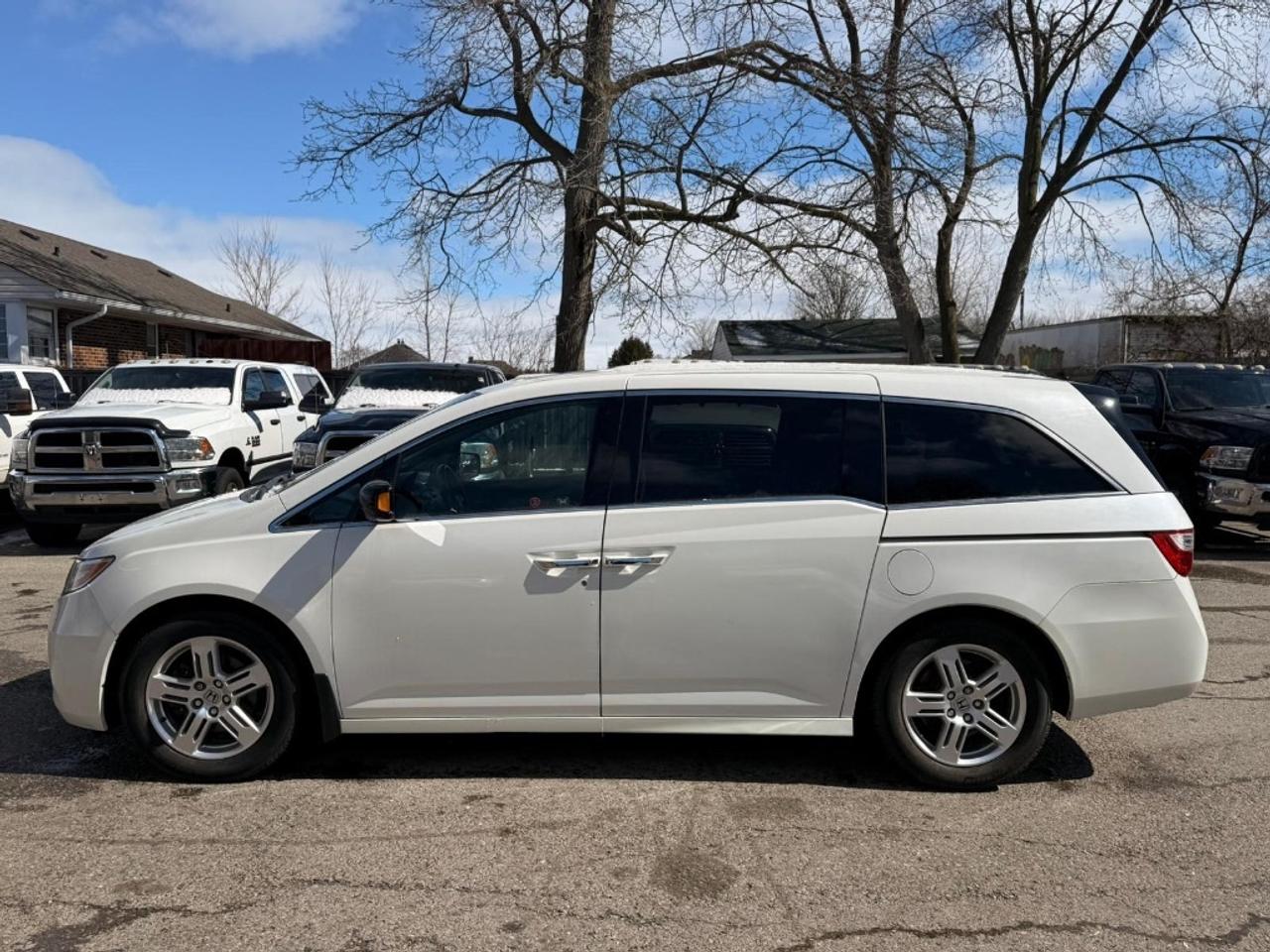 2012 Honda Odyssey Touring Photo