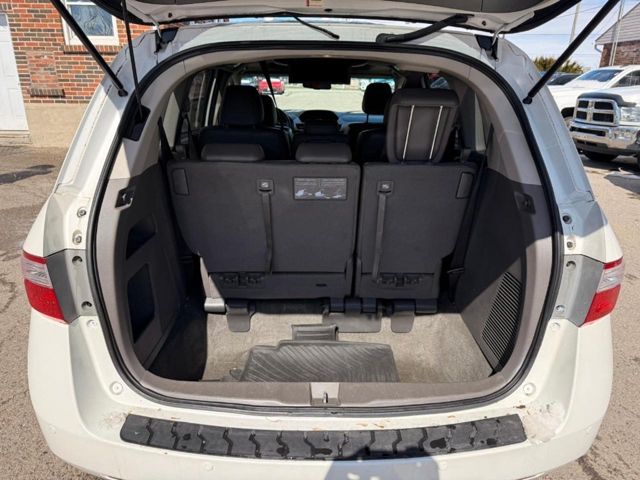 2012 Honda Odyssey Touring Photo