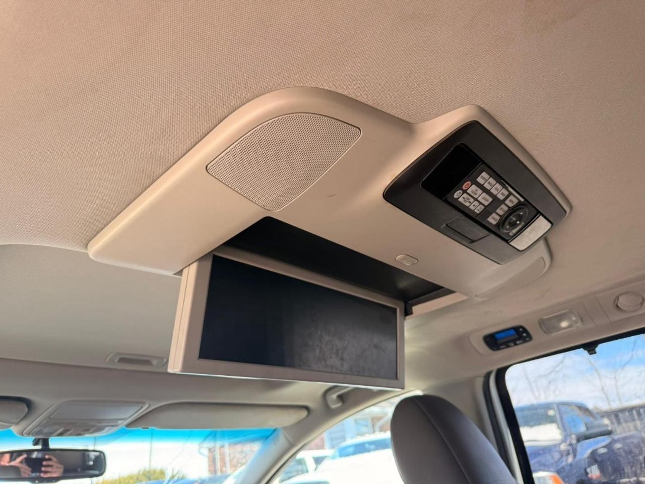 2012 Honda Odyssey Touring Photo