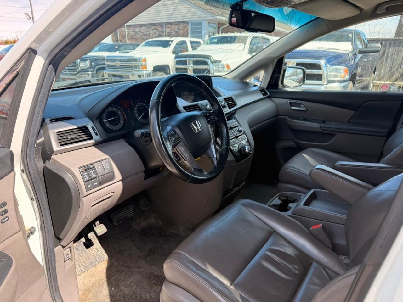 2012 Honda Odyssey Touring Photo