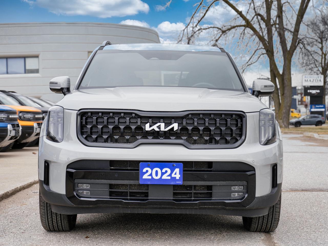 2024 Kia Telluride 7 PASSENGER | 1 OWNER | DOUBLE SUN ROOF Photo