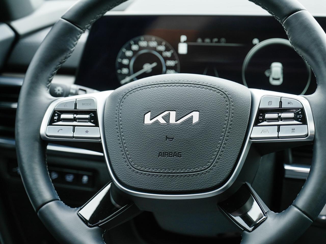 2024 Kia Telluride 7 PASSENGER | 1 OWNER | DOUBLE SUN ROOF Photo