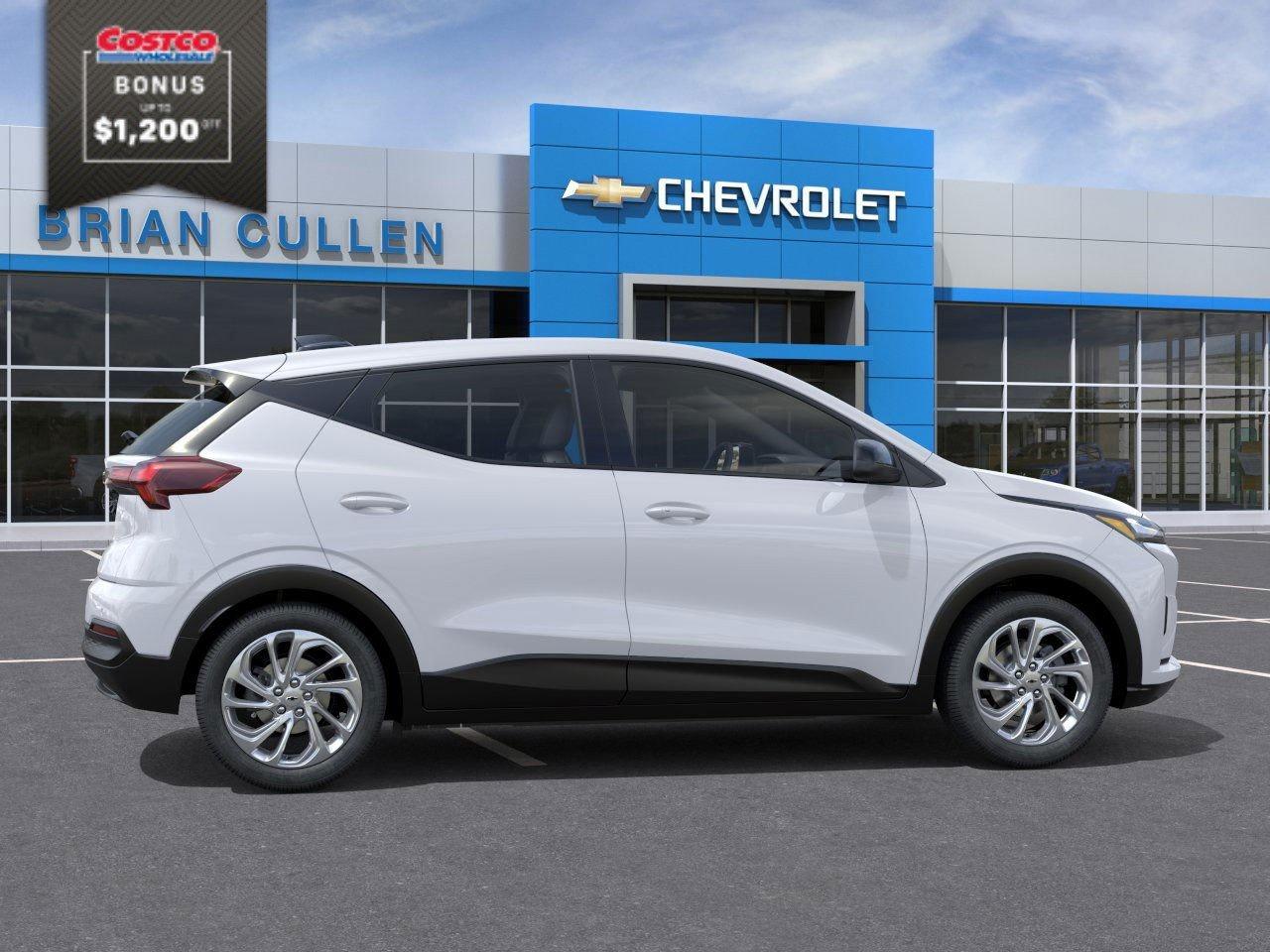 2027 Chevrolet Bolt LT FWD 4dr LT Photo