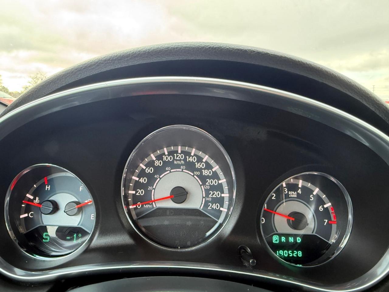 2014 Chrysler 200 Automatic Photo