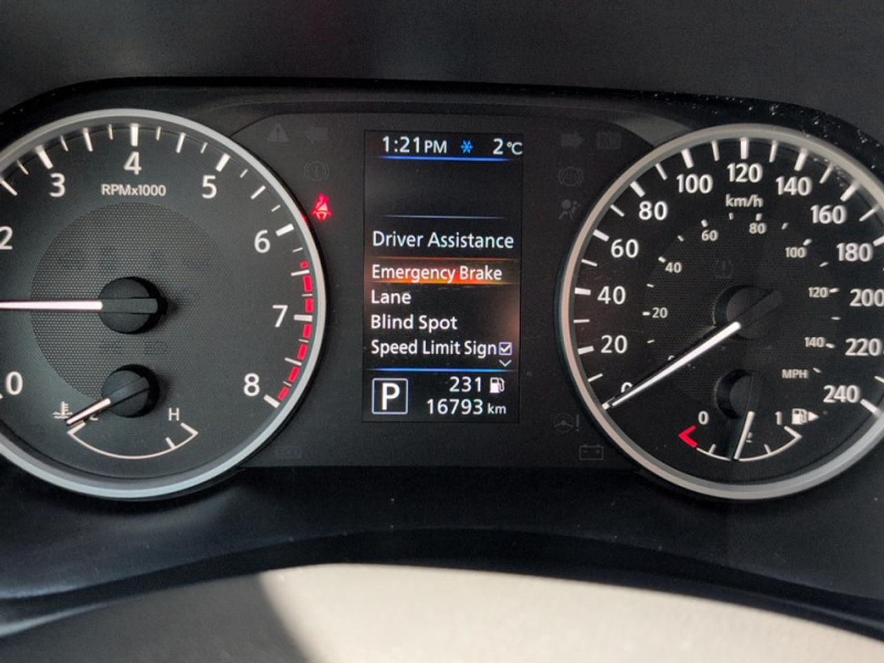 2024 Nissan Sentra S Plus  **LOW KMS - ONE OWNER** Photo