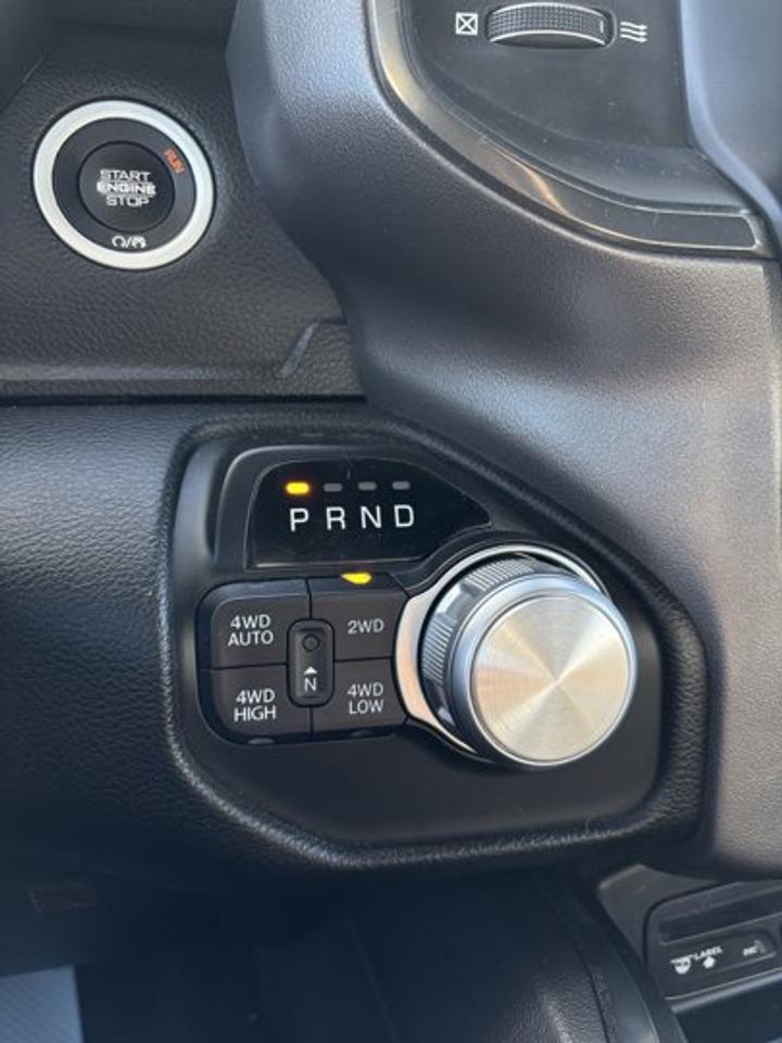 13751122