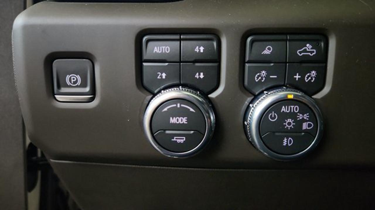13751170