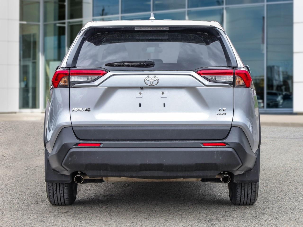 2023 Toyota RAV4 LE Photo