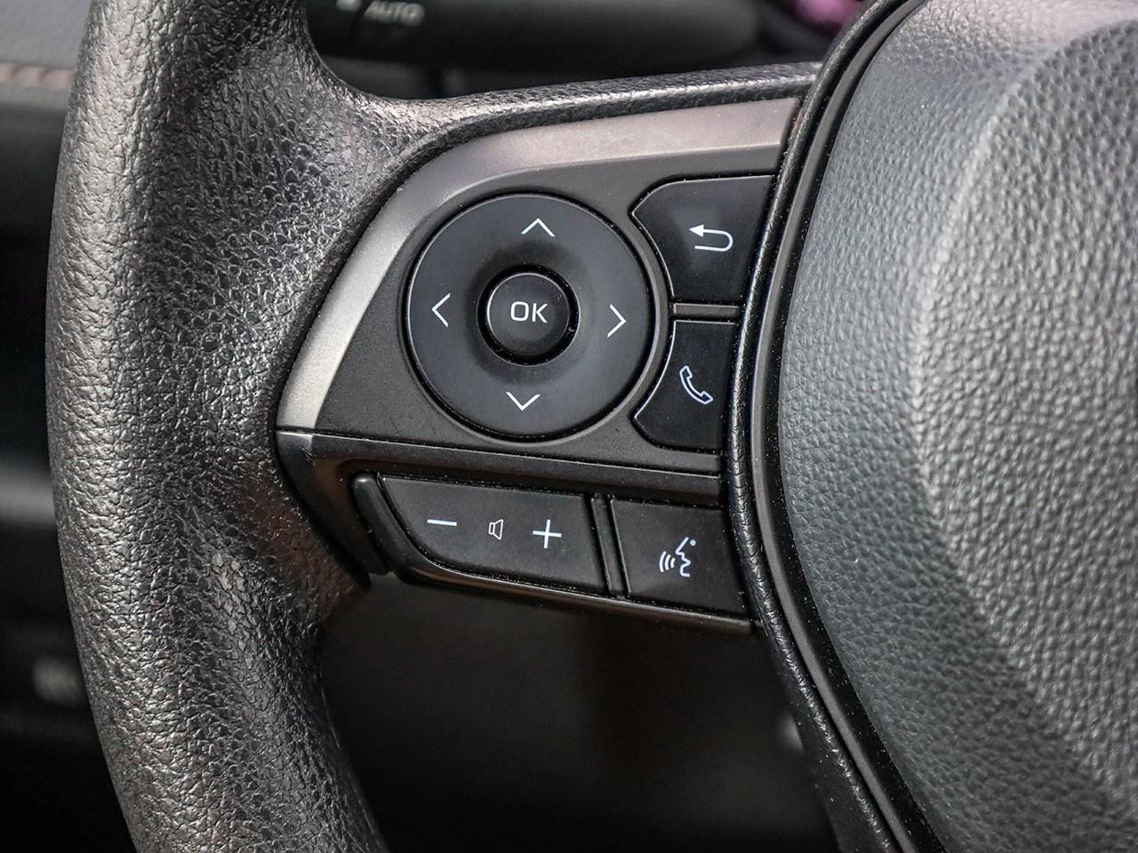 2023 Toyota RAV4 LE Photo