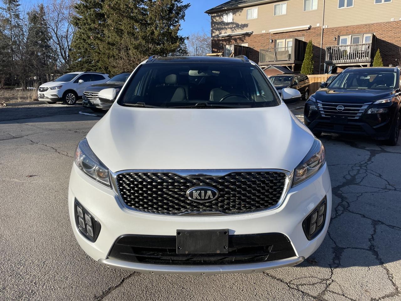 2017 Kia Sorento SX Plus V6 AWD *One Owner Photo