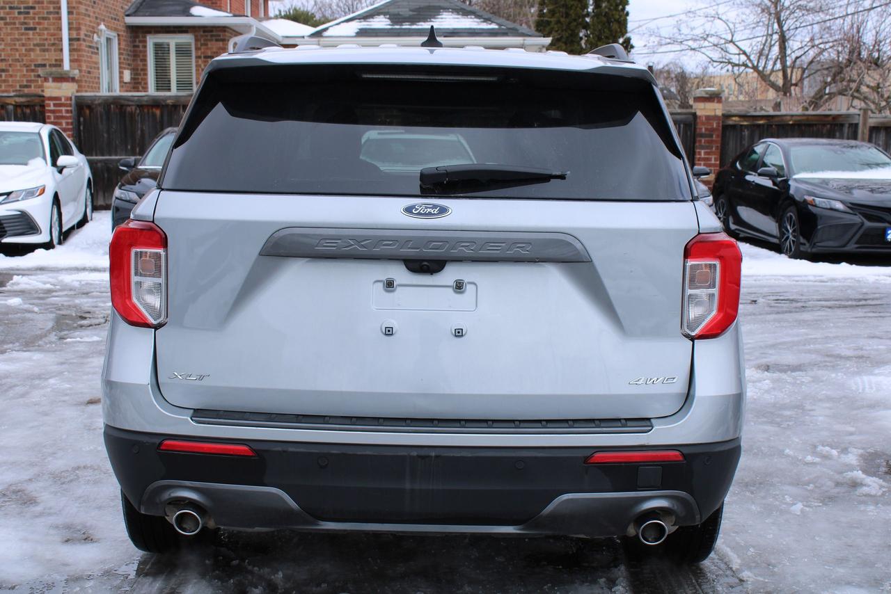 2024 Ford Explorer XLT Photo