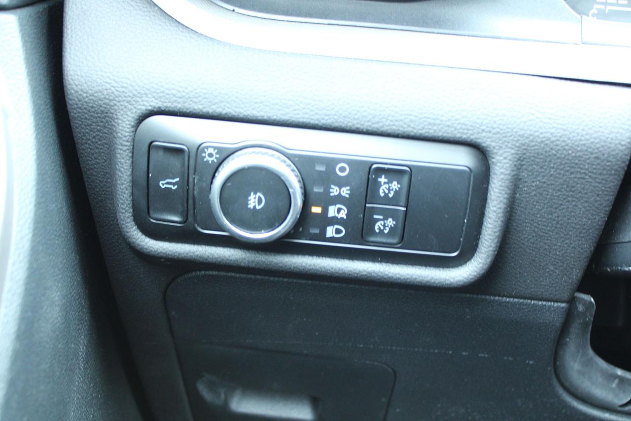 2024 Ford Explorer XLT Photo