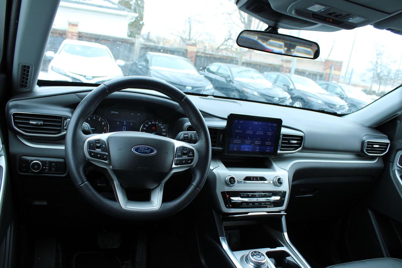 2024 Ford Explorer XLT Photo