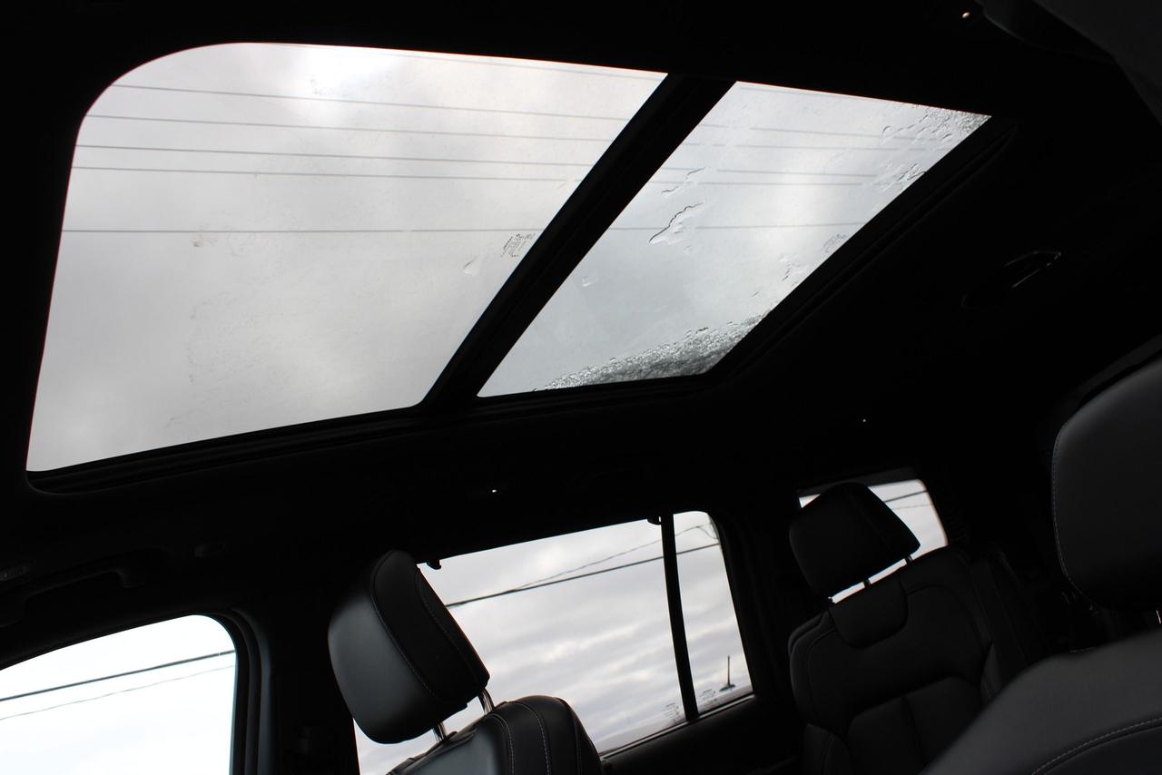 2024 Jeep Grand Cherokee Limited 6 Passenger Photo