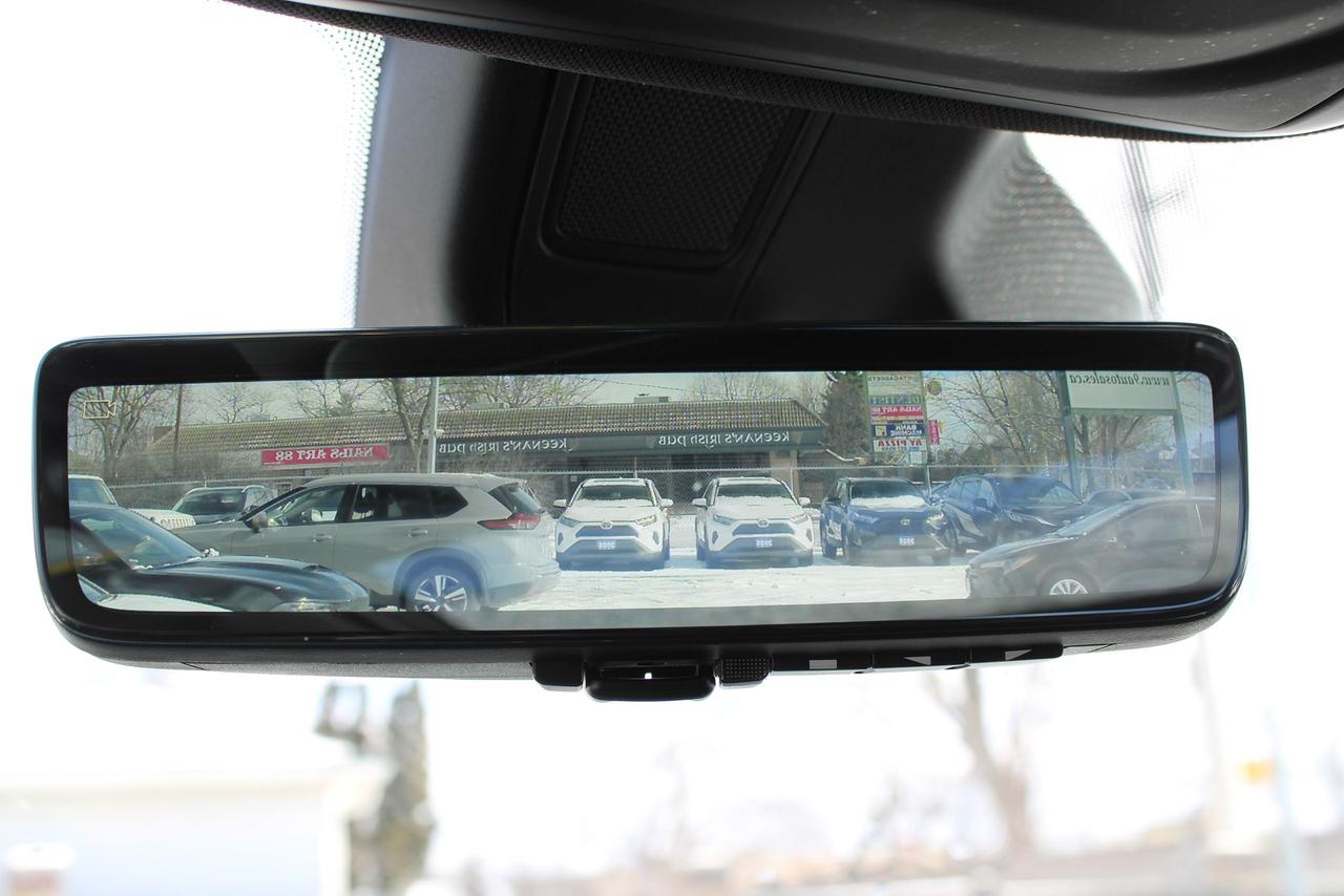 2024 Jeep Grand Cherokee Limited 6 Passenger Photo